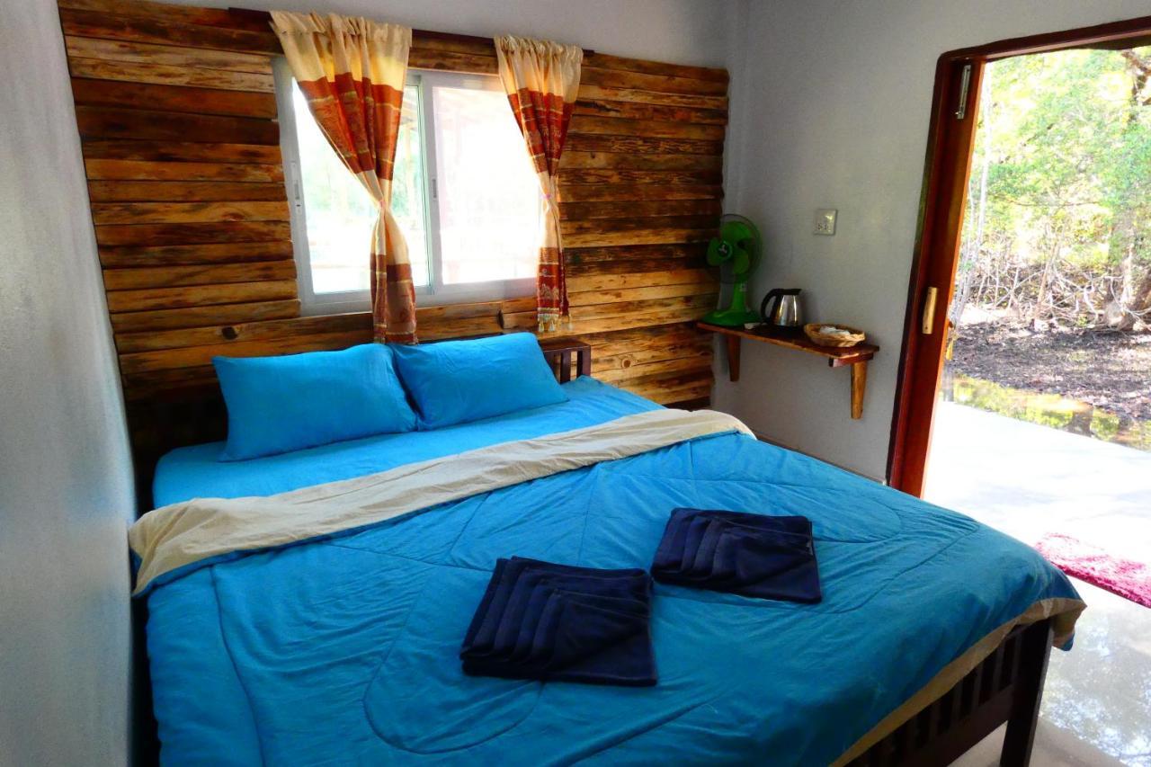 Chom Suan Homestay Ko Kut Esterno foto