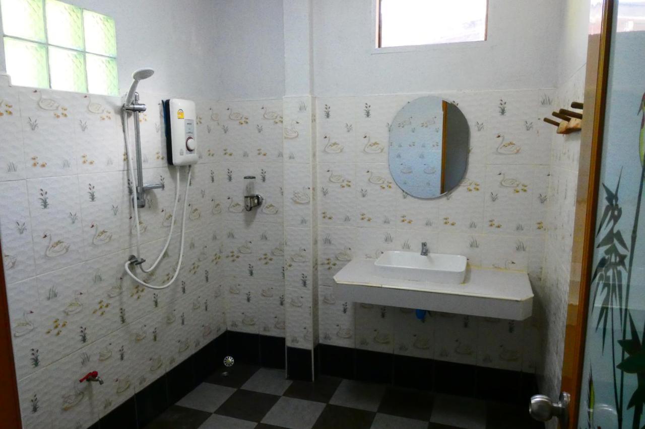 Chom Suan Homestay Ko Kut Esterno foto